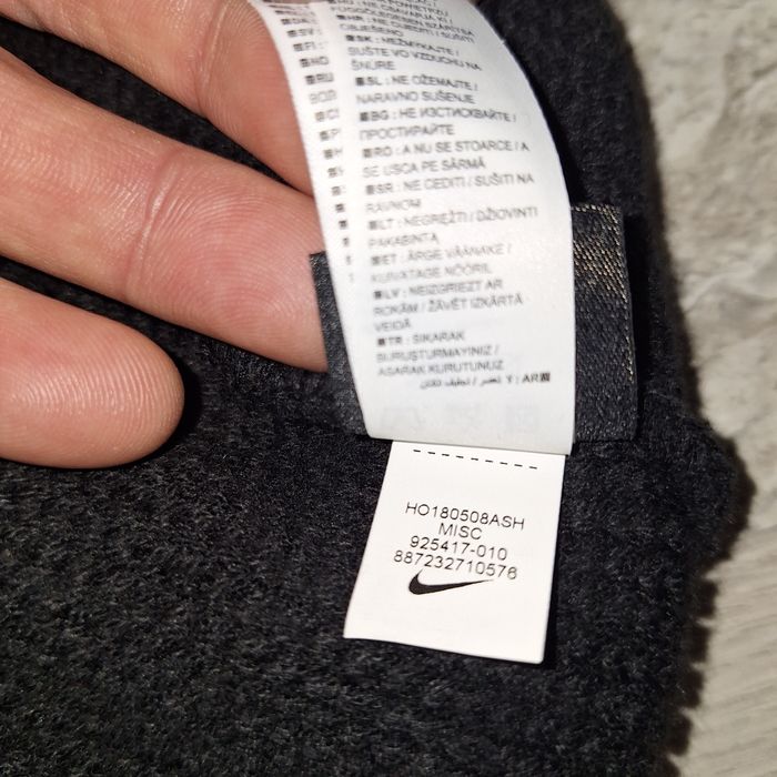 Căciulă Nike mărimea L