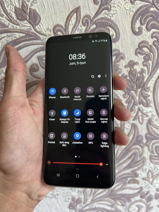Samsung S8    64/4