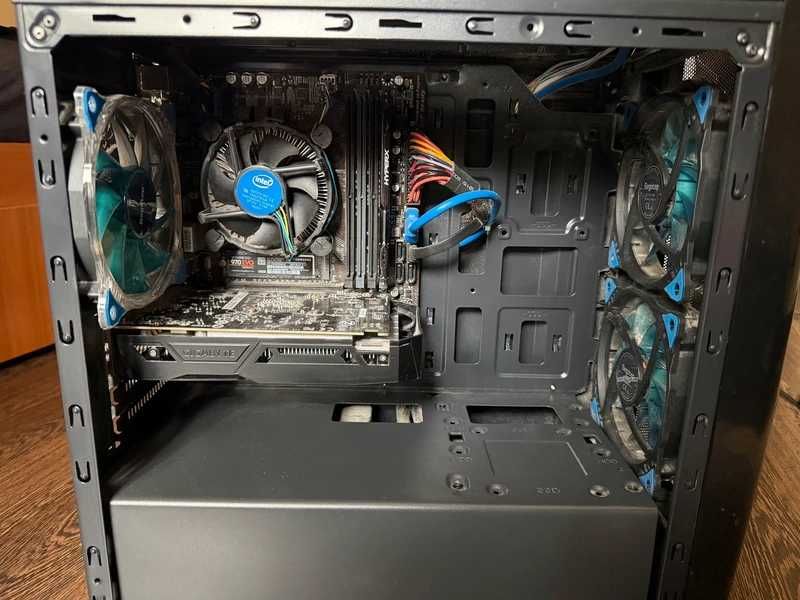 PC Desktop / Sistem de Gaming (ssd 500GB + hdd 1TB, GTX 1050 Ti 4GB, i3-7100, 8GB ram DDR4)