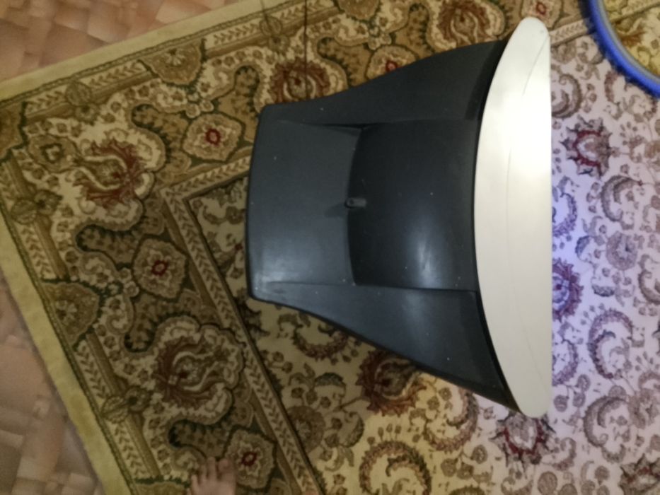 Телевизор  LG  модель RT-21FB55V