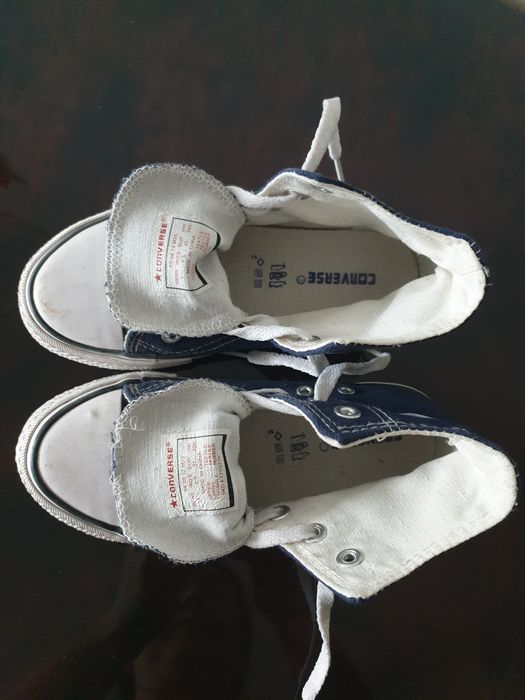 Продам новые подростковые кеды