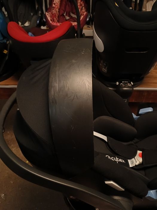 Столче за кола Cybex Aton + Aton Base-fix SL