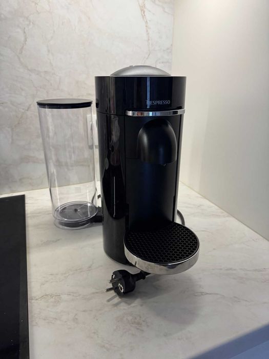 кафе автомат VERTUO PLUS BLACK