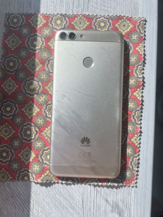 Продам Huawey P Smart