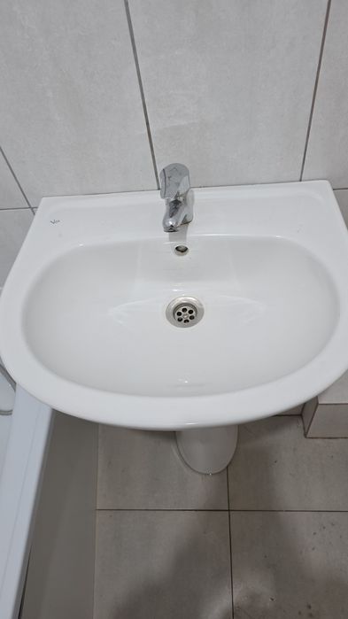 Ванна с раковиной