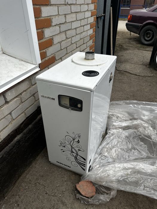 Продам котел Navien