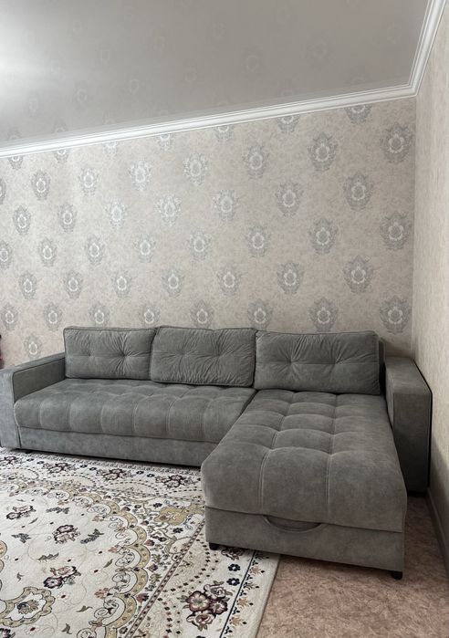 Угловой диван для гостинной