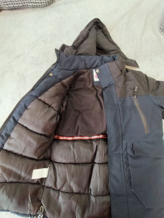 Продам куртку зимнюю
