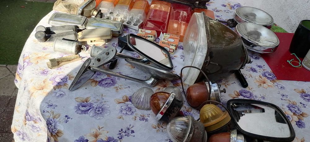 oglinzi  auto   dacia  1300  si alte  scule pret  850  lei