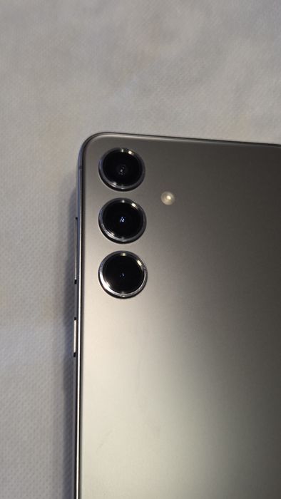 Като нов Samsung S24 256MB