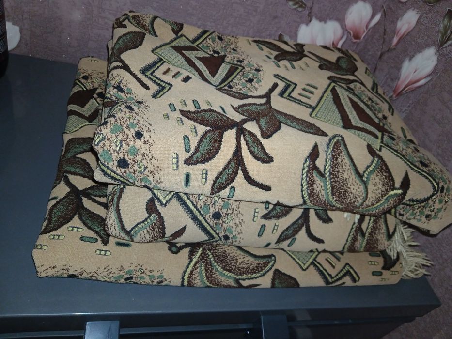 Ппродам плед тройка