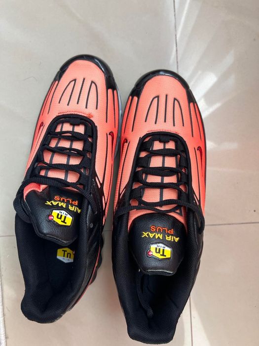 Маратонки air max plius