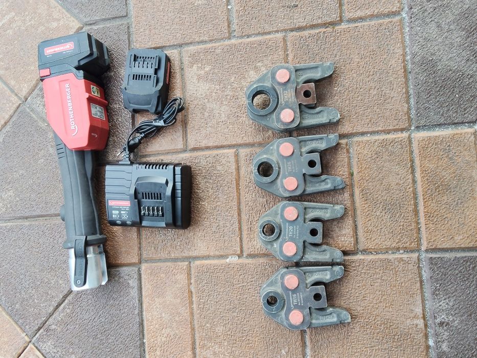 Bacuri TH-uri ptr. presa de sertizat