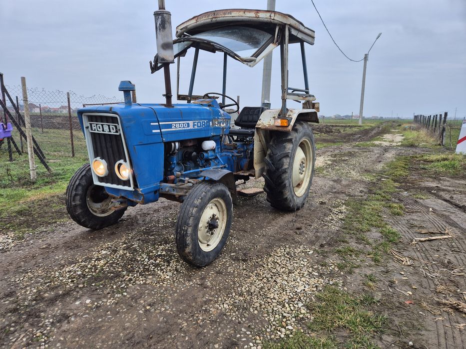 Vand Tractor Ford 2600