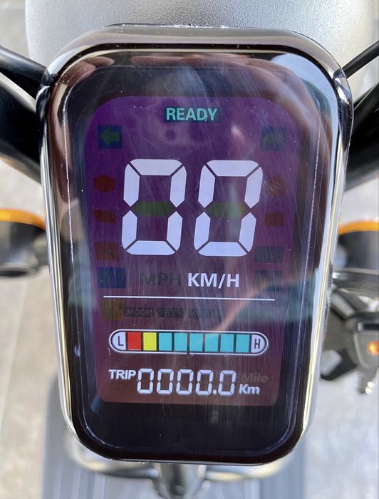 Vând tricicleta electrica, folosita foarte putin, in stare foarte buna