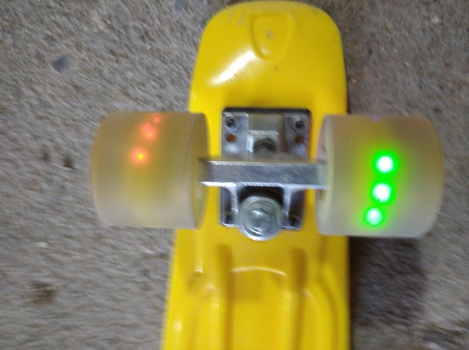 Подростковый скейт "пенииборд"