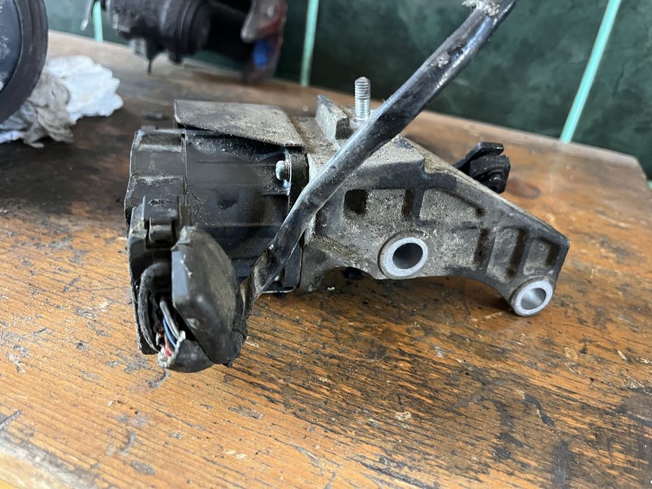 Actuator turbo bmw 320 d 163 cp E 90