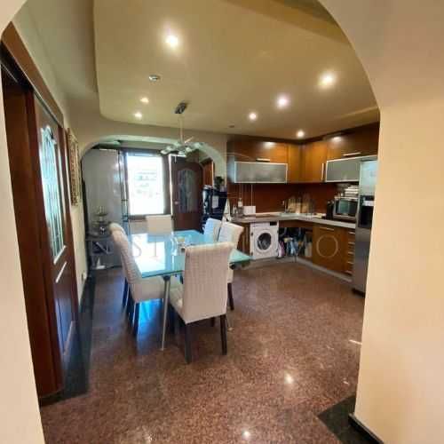 Продава се Многостаен апартамент в Разград, Варош - 143 кв.м за 1287 €/кв.м - Снимка #16