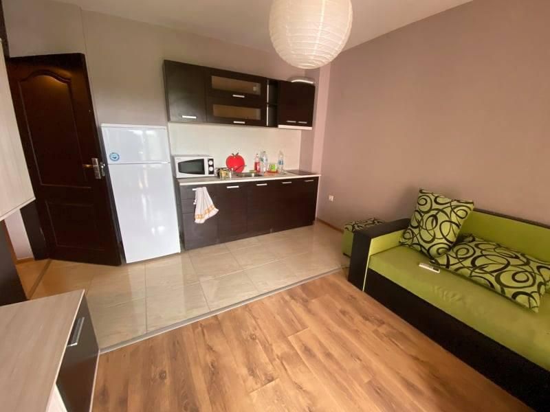 Двустаен, под наем, кв. Сарафово