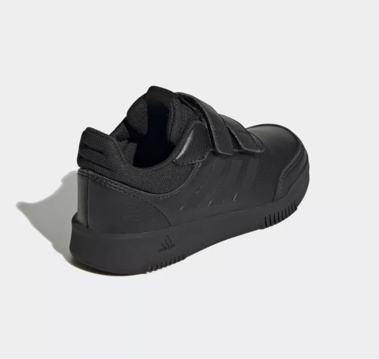 Adidas оригинал 38 размер кроссовки кеды