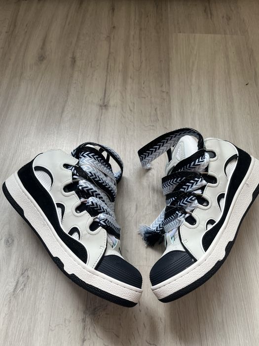 Lanvin curb black white 41