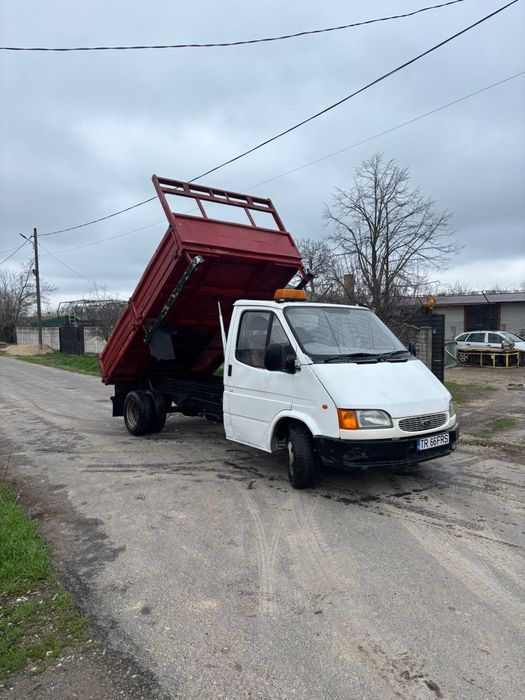 Vând Ford Transit basculabil