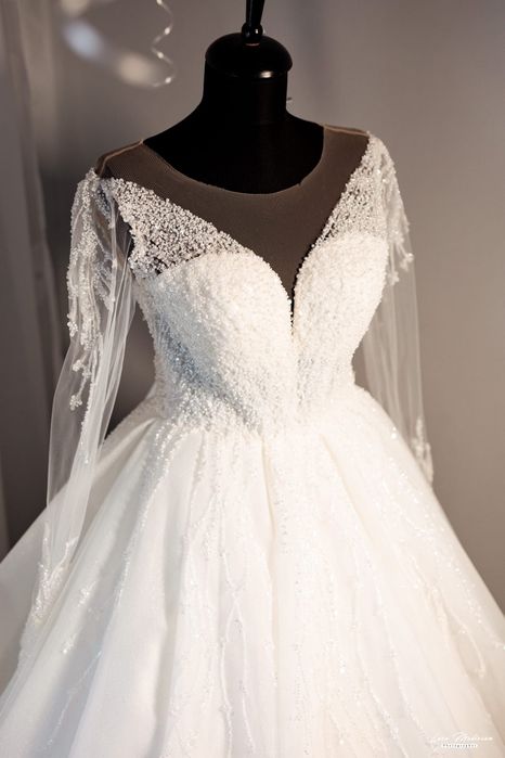 Vând rochie mireasa tip prințesa