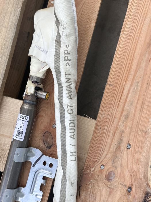 Ляв airbag завеса въздушна възгланвница AUDI A6 C7 Комби 4G9880741B