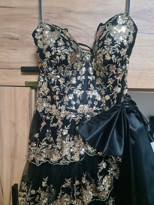 Rochie eleganta deosebita