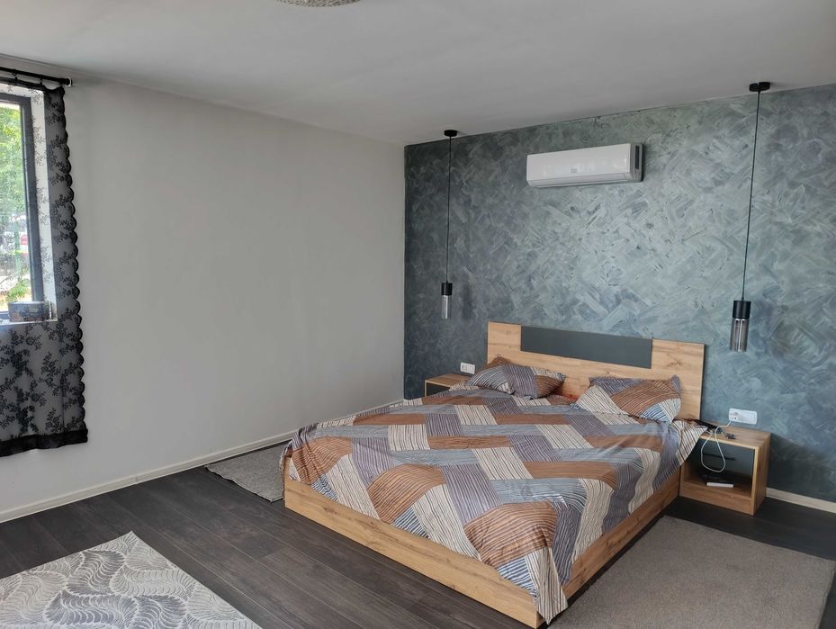 Продава се Къща в Варна, Център - 350 кв.м за 1200 €/кв.м - Снимка #10