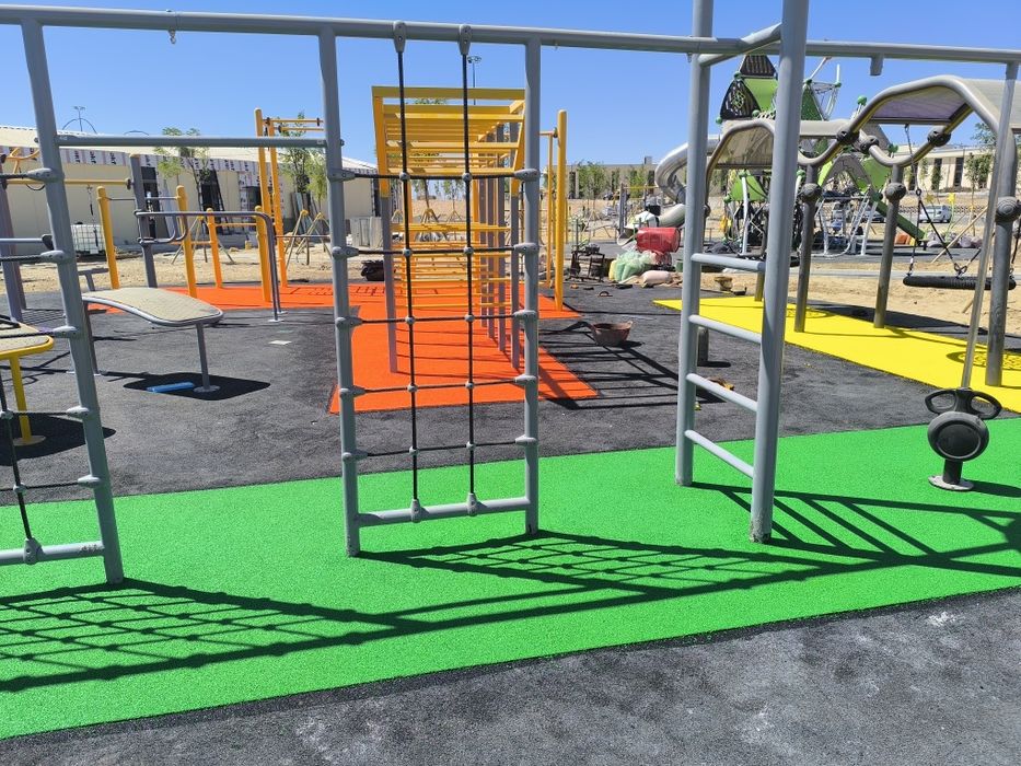 Резиновый покрыть  другой спорт устройство rezina qoplamalar