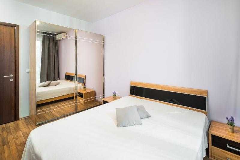 Дава се под наем Четиристаен апартамент в София, Младост 2 - 126 кв.м за 573.24 € - Снимка #4