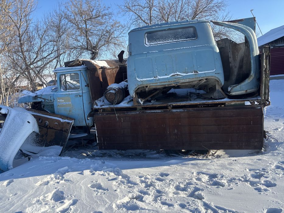 Продам зил 130 калхозник