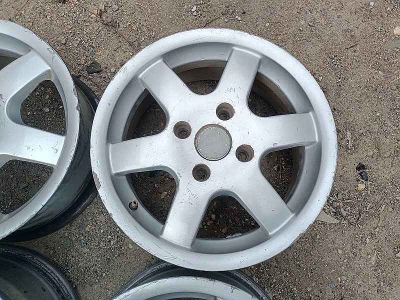 Продам оригинальные легкосплавные диски на Mitsubishi