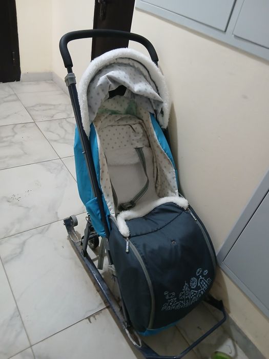 Продам сани -коляску