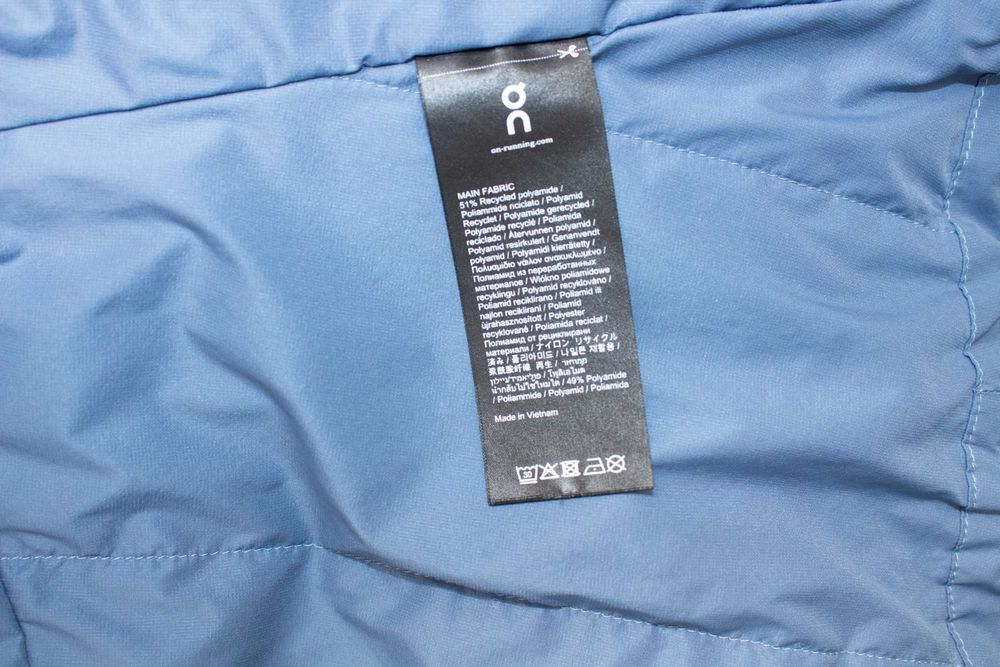 ON Running Insulator Jacket дамско яке с качулка есенно S