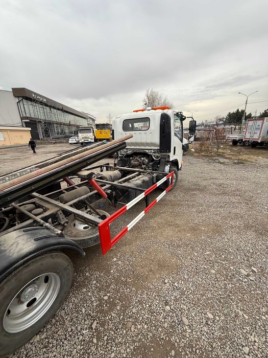 ISUZU KV 100 Evakuatr.