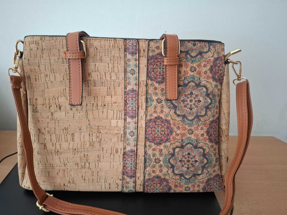 Дамска Чанта от корк с 2 дръжки