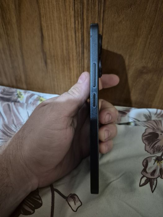 ПРОДАМ Редми ноут 13