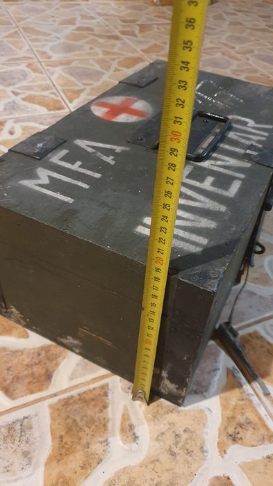 Ladă militară din lemn