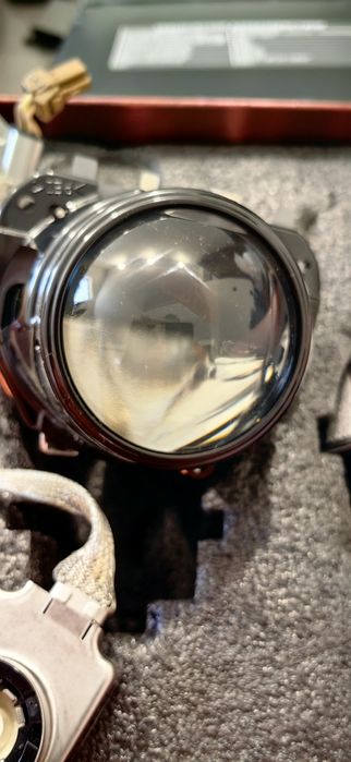 Продам линзы для авто