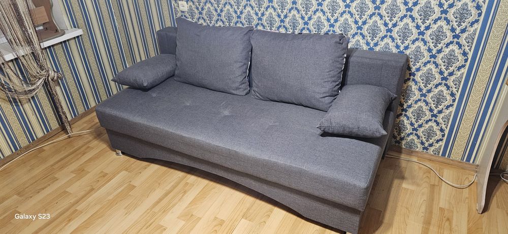 Диван подростковый