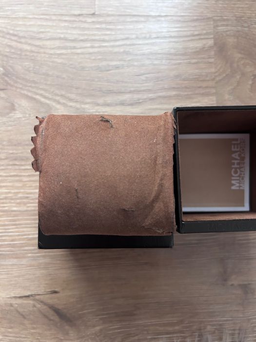 Часовник Michael Kors