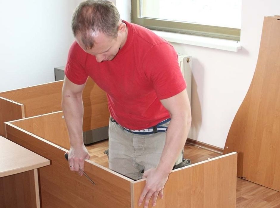 Моҳир уста мебелчи хизматлари мебелларни ечамиз йиғамиз ва таъмирлайми