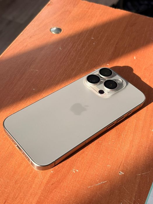 Айфон 15 про