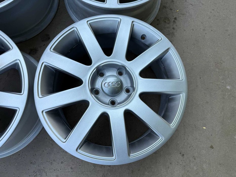 4 бр. алуминиеви джанти AUDI 17" 5x112 , централен отвор 66.6, ET45, 7,5J