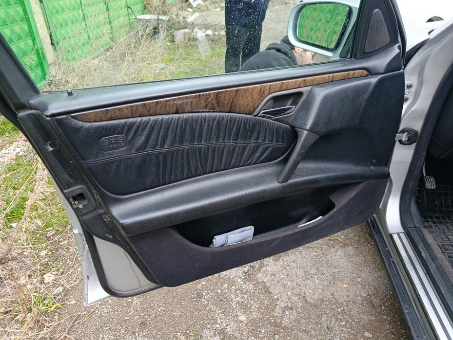 Мерседес 210. Рестайлинг