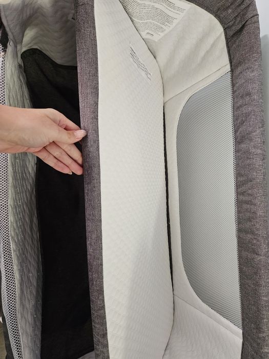 Кошара next to me