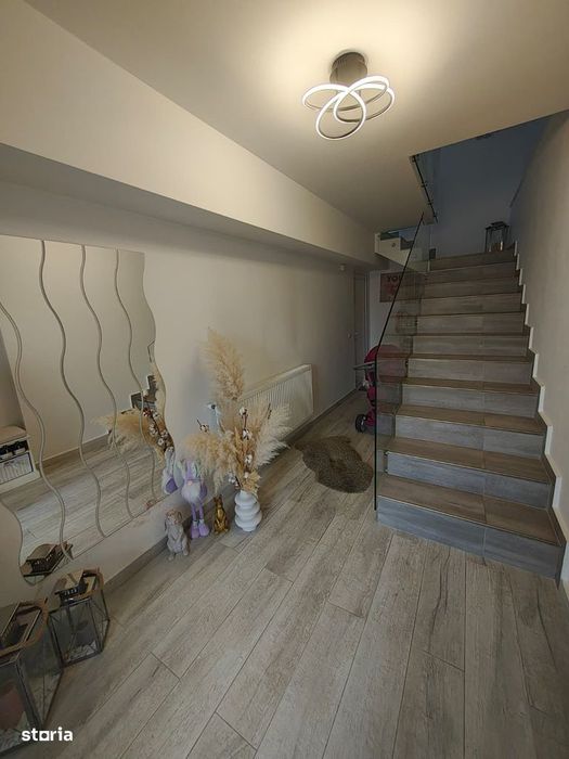 Duplex Narciselor, panoramă, teren 365mp, Birou exterior - Foișor 16mp
