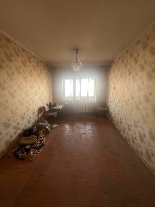 3/4/5. Сергели 4. Квартира 78 м². Дом вдоль дороги. Метро - 800 м.